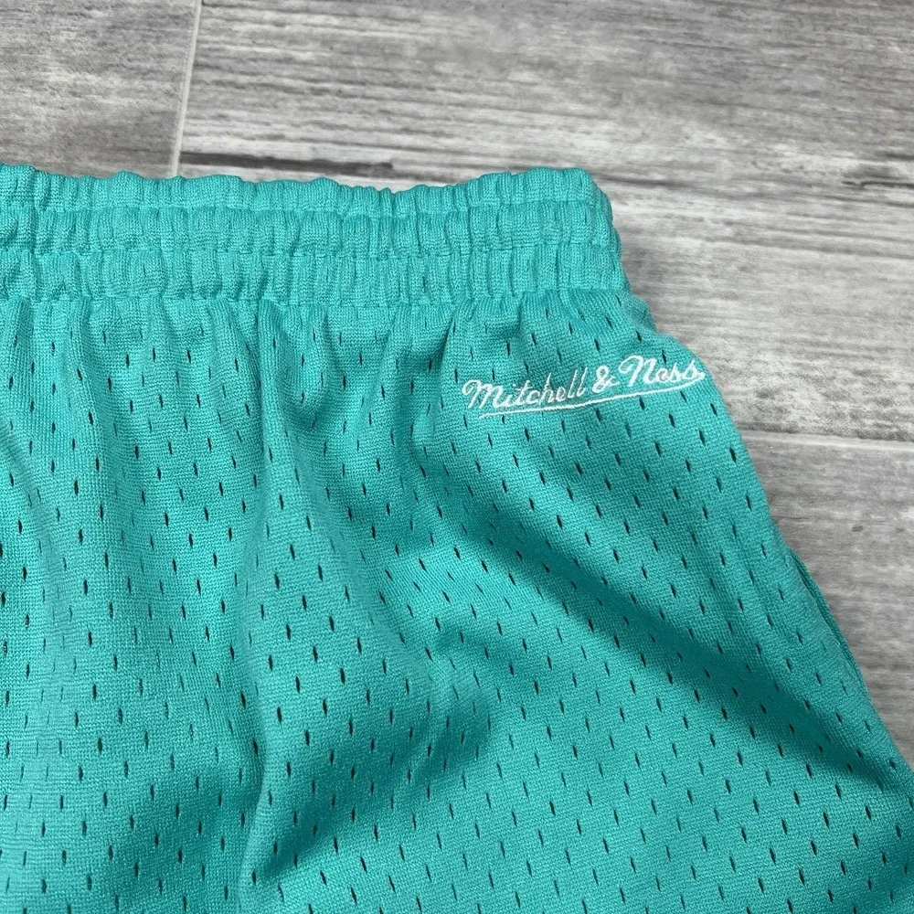 Mitchell‎ & Ness Turquoise Grizzlies Women's XS Hardwood Classic Shorts New $85